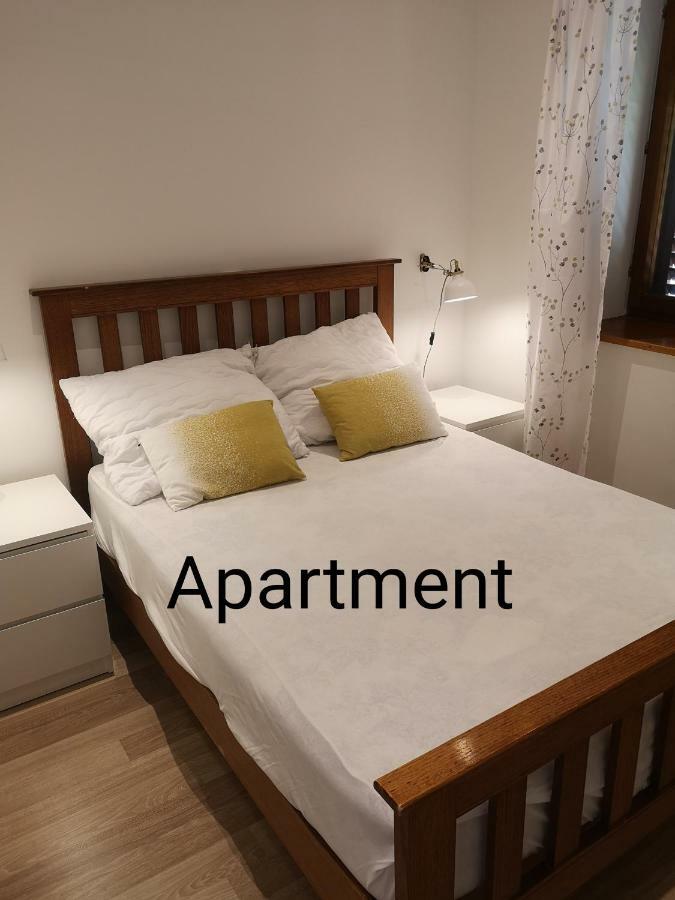 Apartments Romy プーラ エクステリア 写真